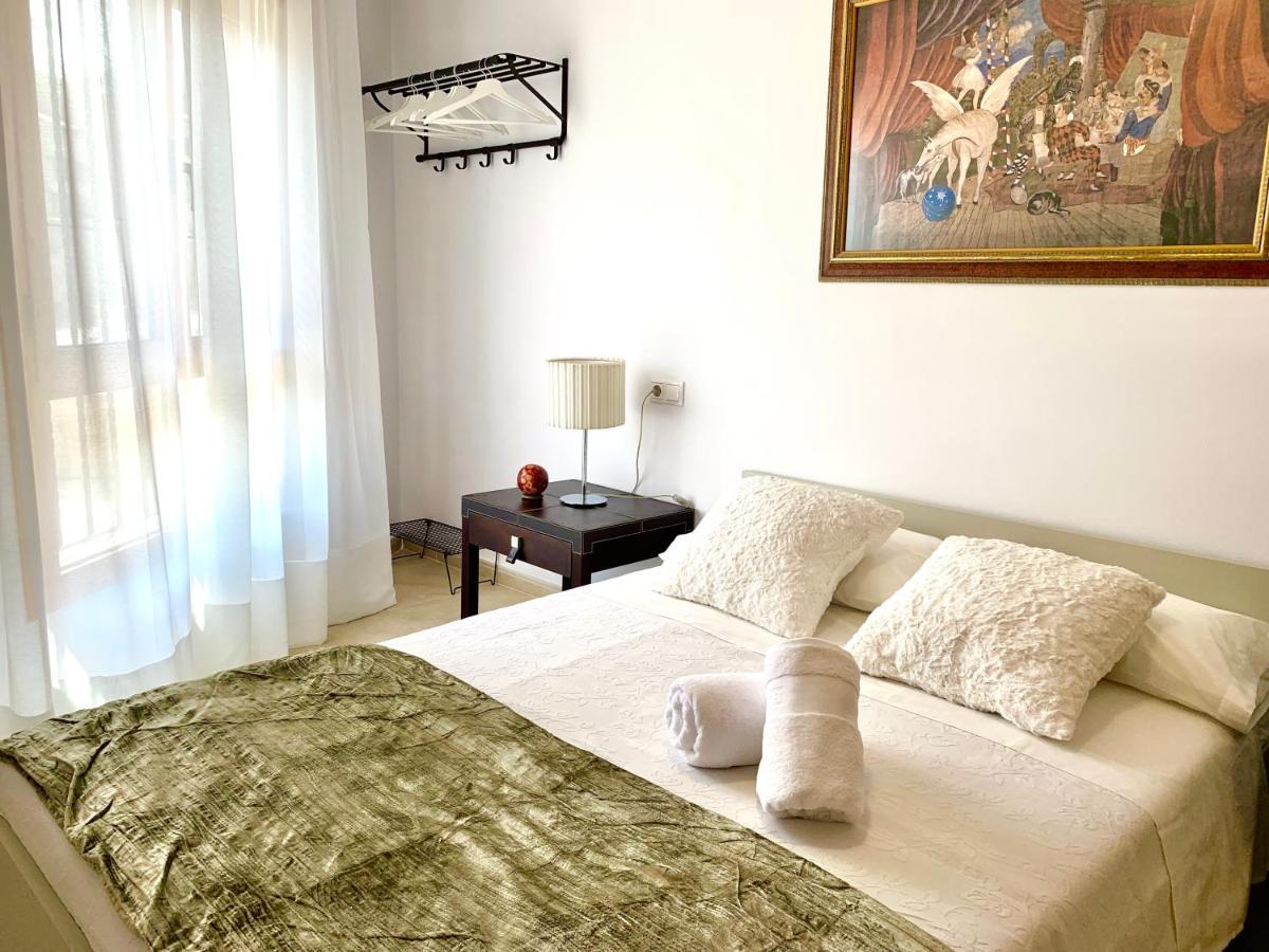 Ideal Apartamento - グアダレスト エクステリア 写真