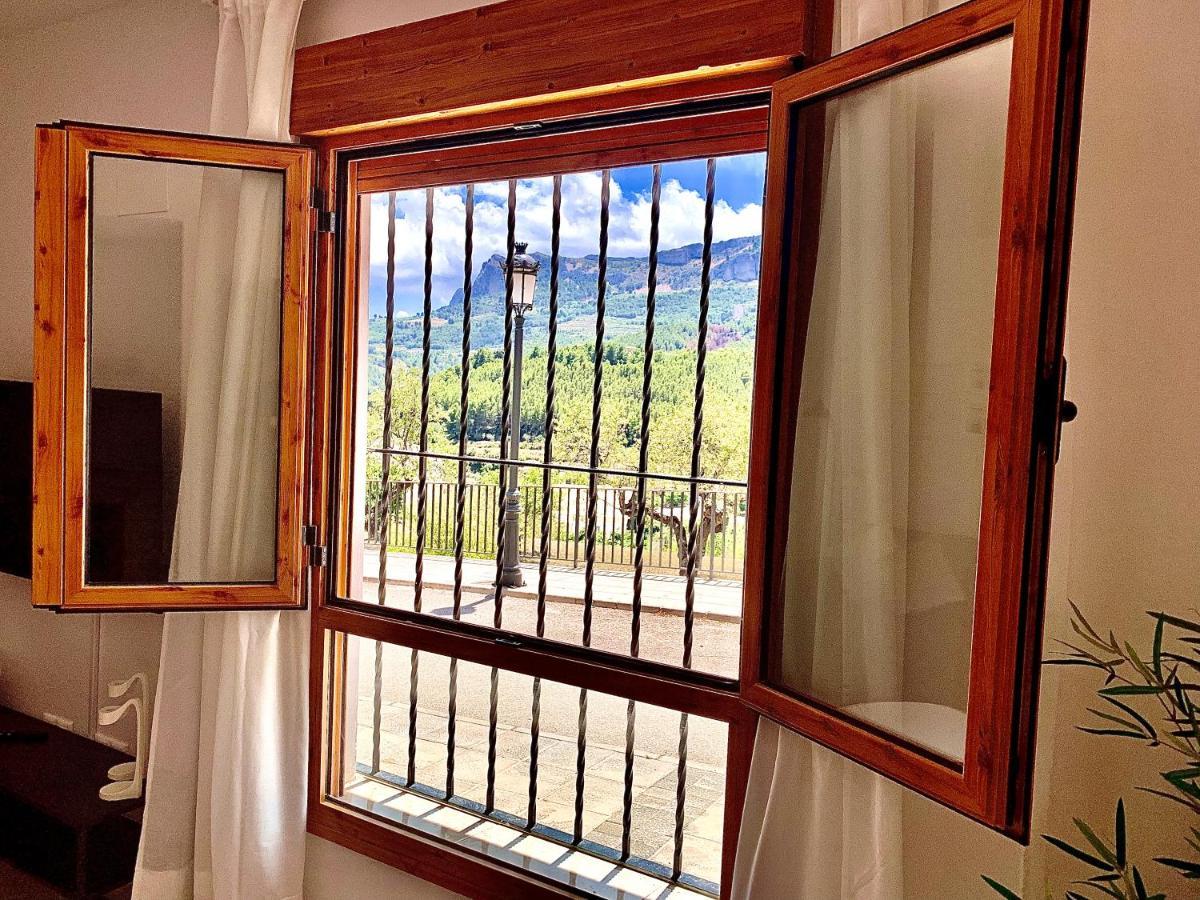 Ideal Apartamento - グアダレスト エクステリア 写真