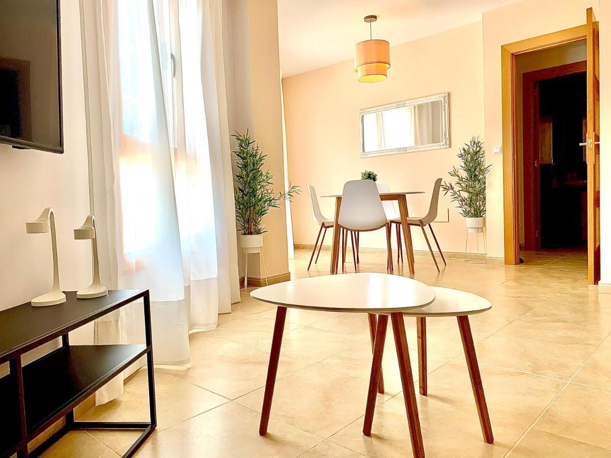 Ideal Apartamento - グアダレスト エクステリア 写真