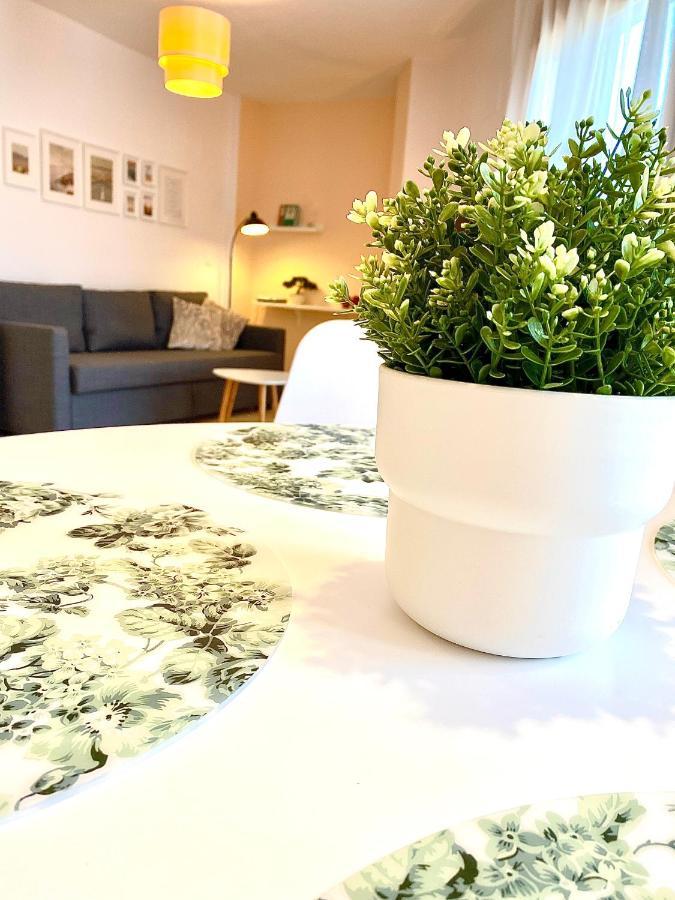 Ideal Apartamento - グアダレスト エクステリア 写真