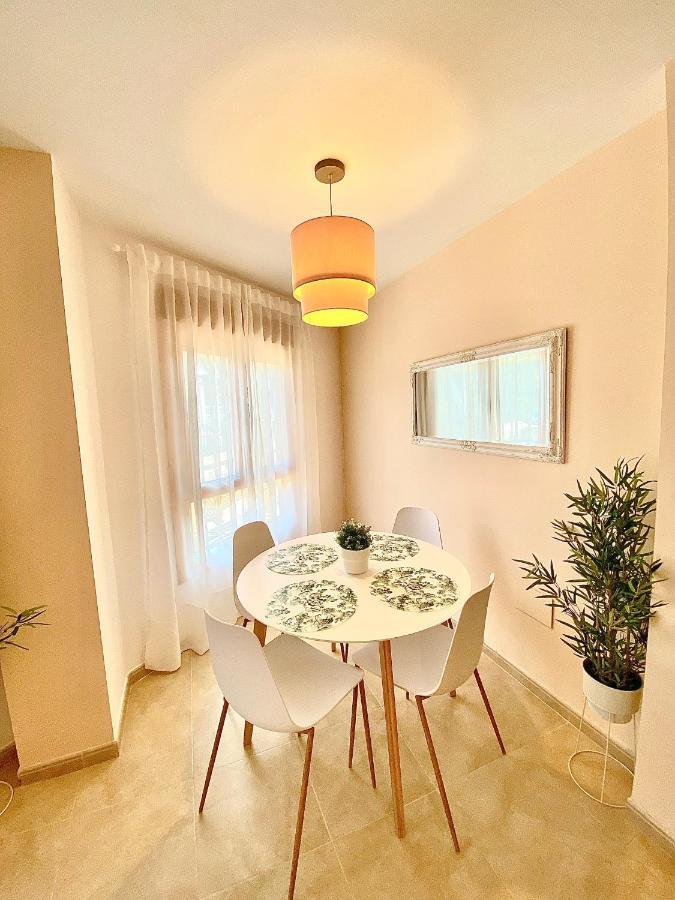 Ideal Apartamento - グアダレスト エクステリア 写真